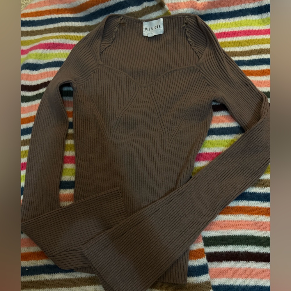 Olive & Oak Brown Ribbed Turtleneck Sweater